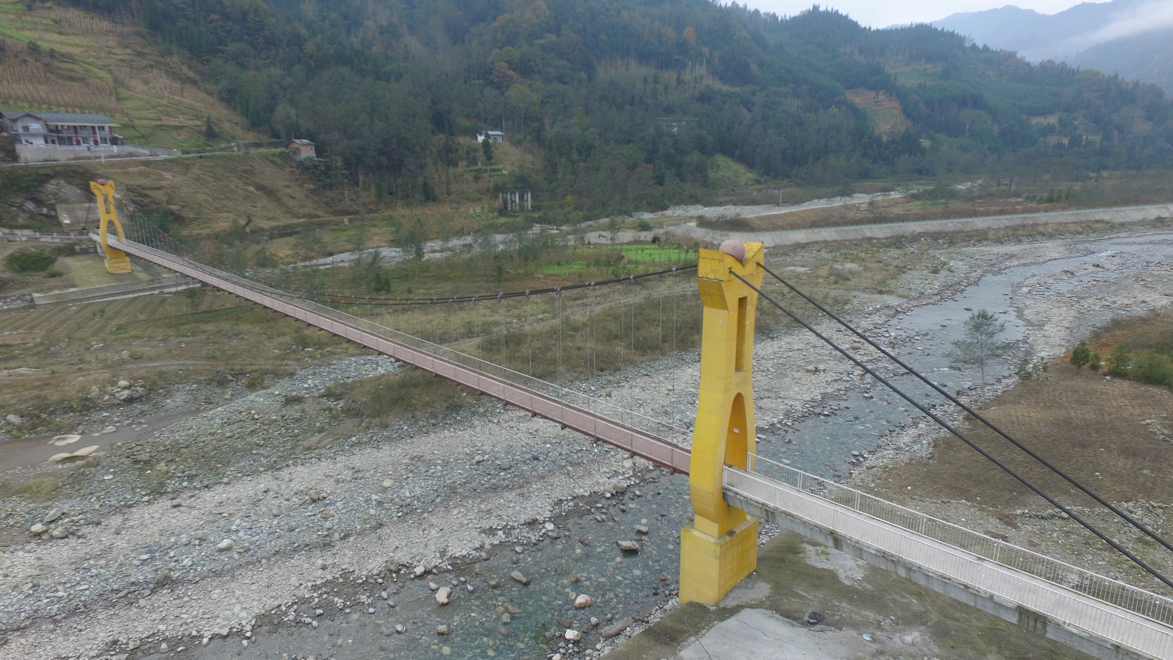 «ɽ�ش�������ƺ�����ţ�20ҳ��