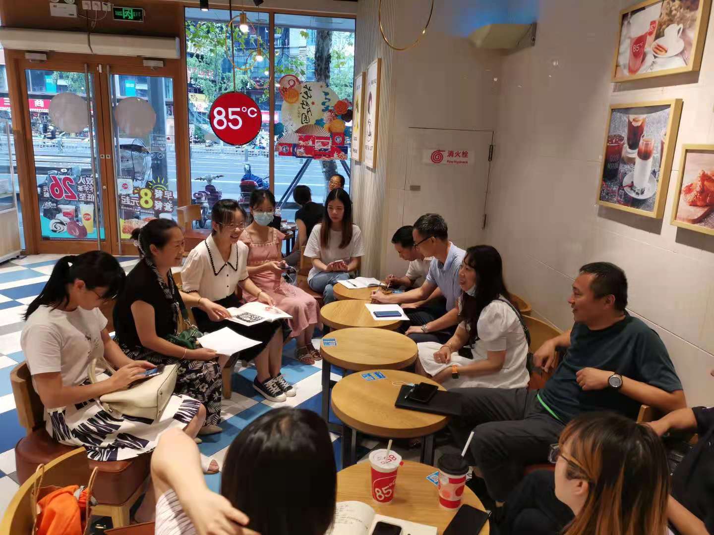 ������k8����Ӯ��һ�������㡷��ί�ٿ���̸��