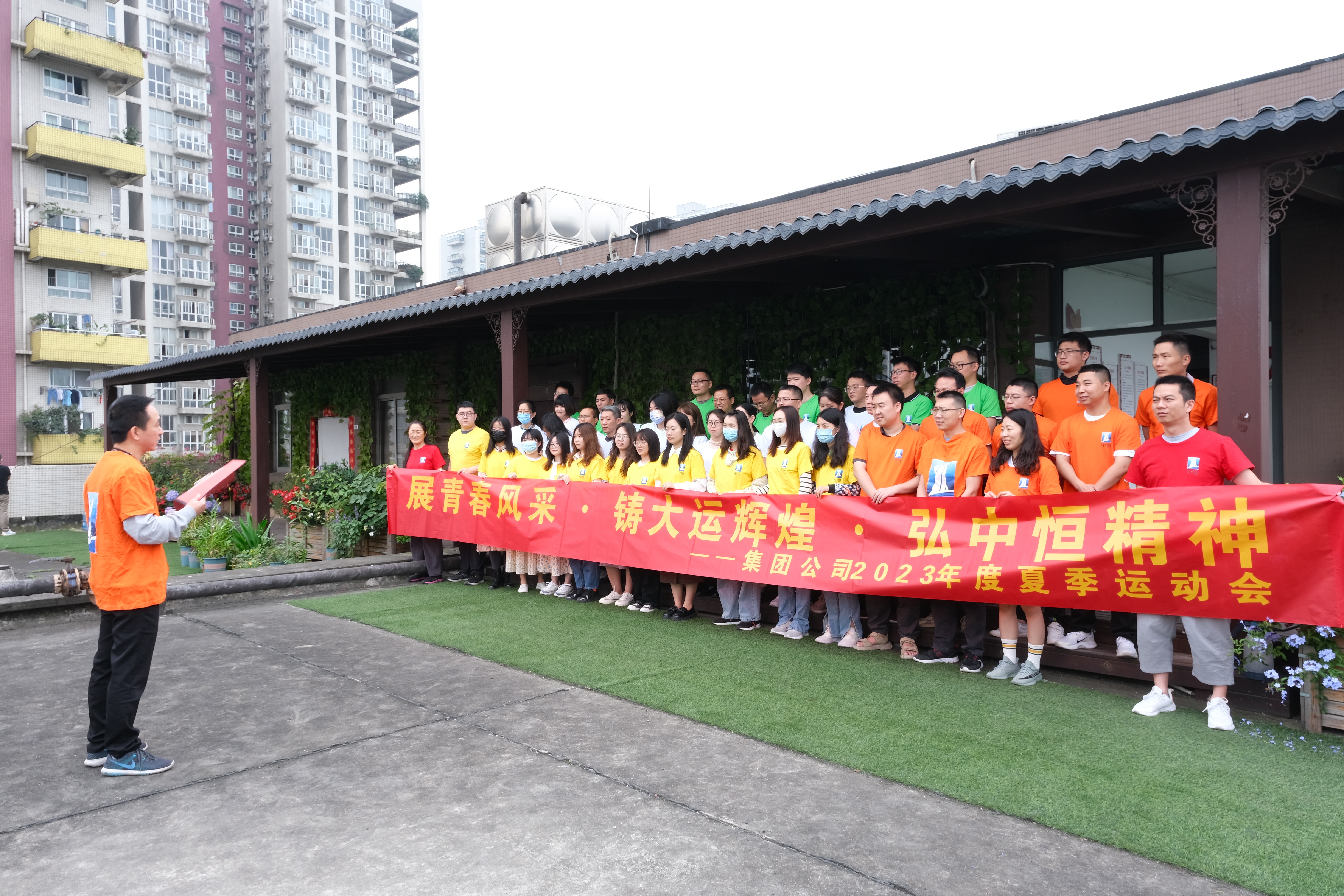 ��չ�ഺ��ɡ������˻Ի͡��뿭��k8����Ӯ��һ���������� �������Ź�˾�������˶��ᾫ�ʿ�Ļ